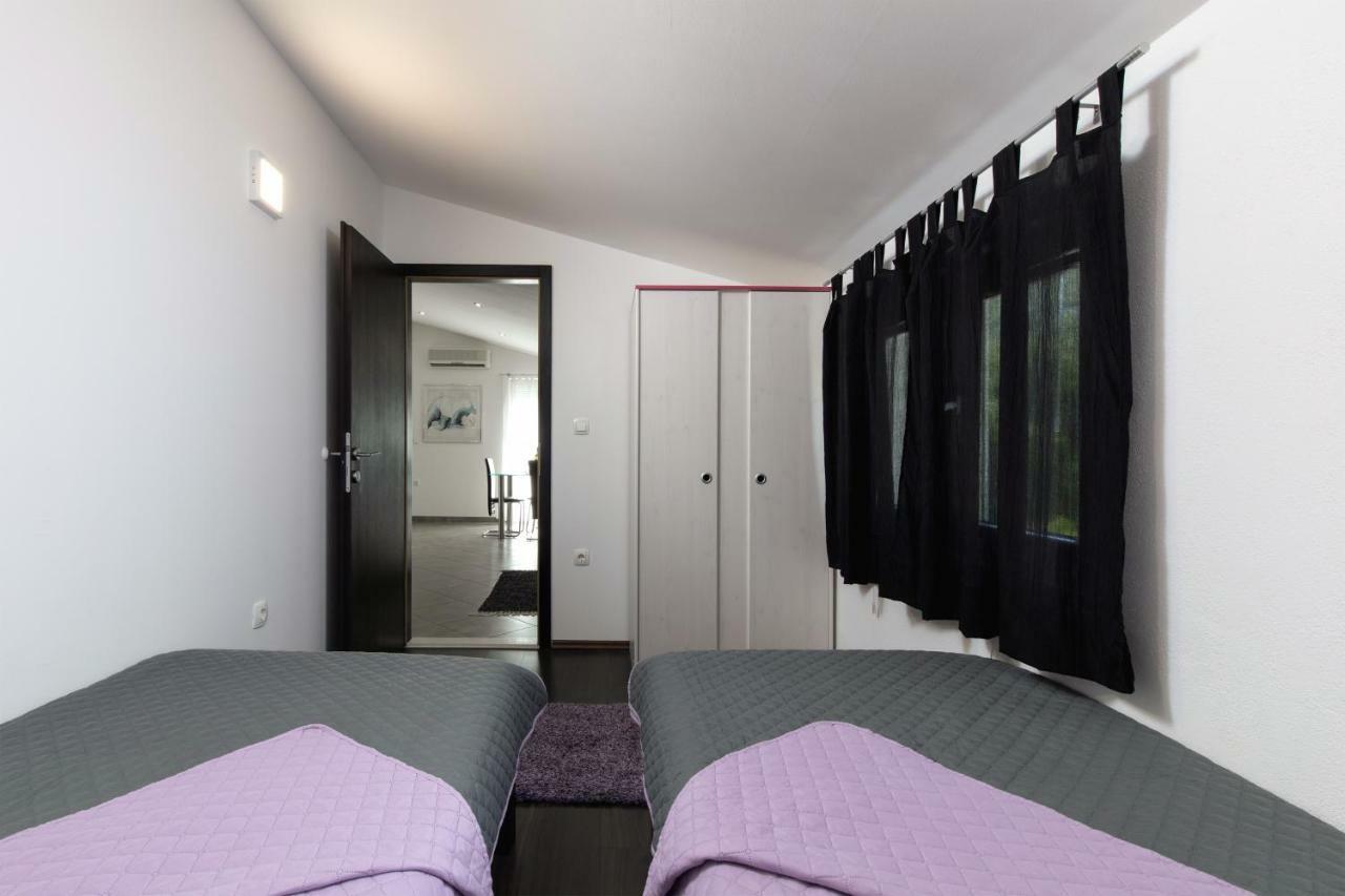 Apartments Bubalo Omiš Eksteriør bilde